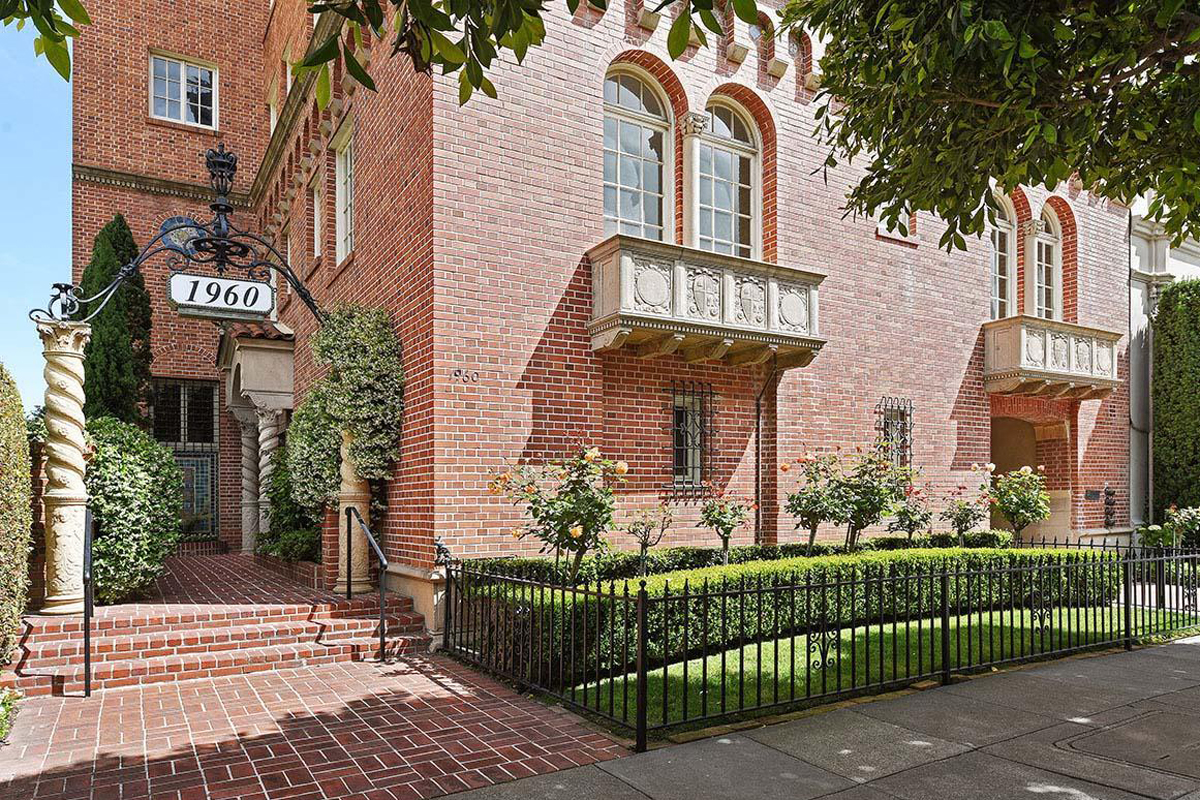 ELEGANT FULL FLOOR COOPERATIVE APARTMENT, 1960 Vallejo ST, 2=2016 Main Image