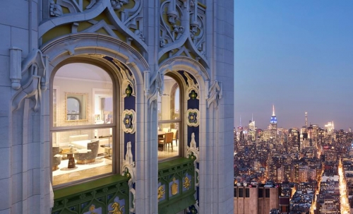 The Woolworth Tower Remains a New York Downtown Classic
