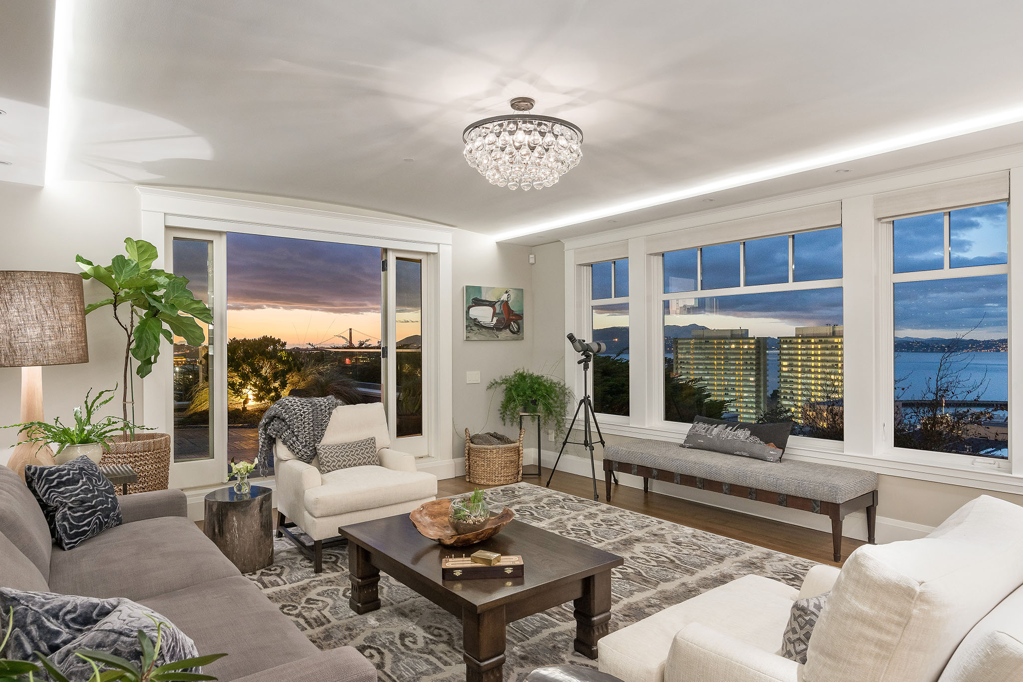 Exquisite Residence, Stunning Views, 2701 Larkin ST, Residence 201 Main Image