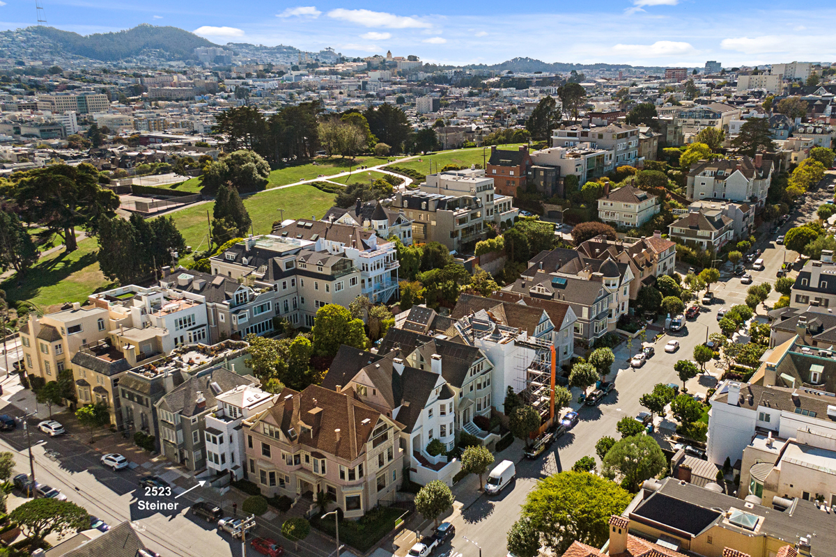 Aerial southwest views towards Alta Plaza Park