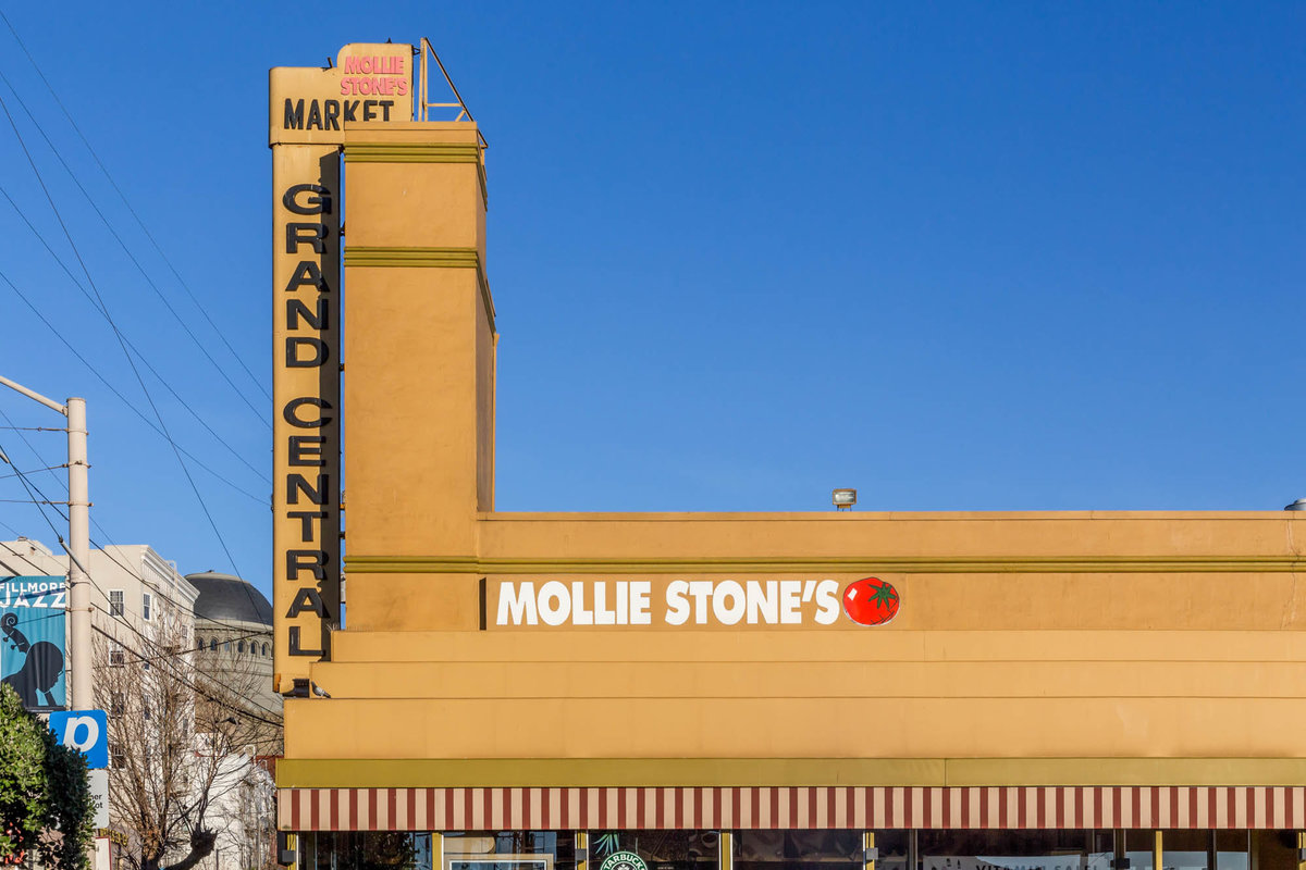 Mollie Stone's grocery on California at Fillmore Street