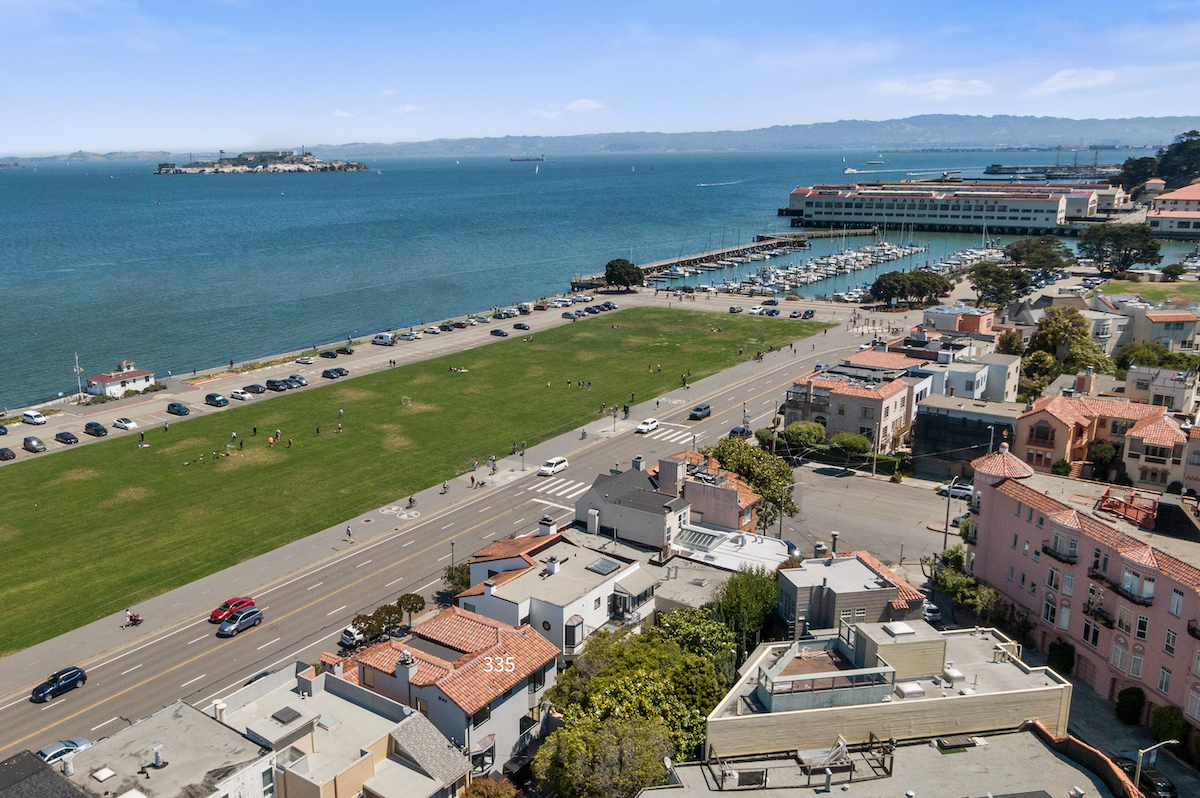 Aerial image of the Marina Green to Fort Mason and the Bay