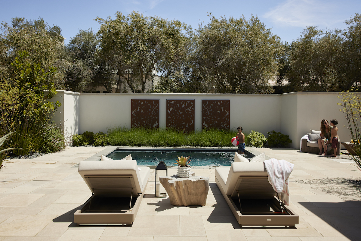 Vineyard Home terrace with pool