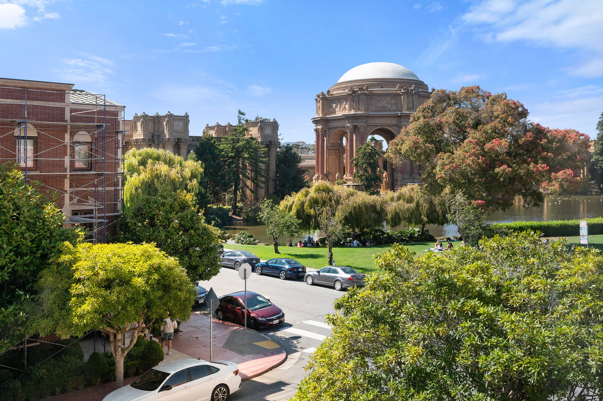 Palace of Fine Arts taken from roof of 3300 Baker