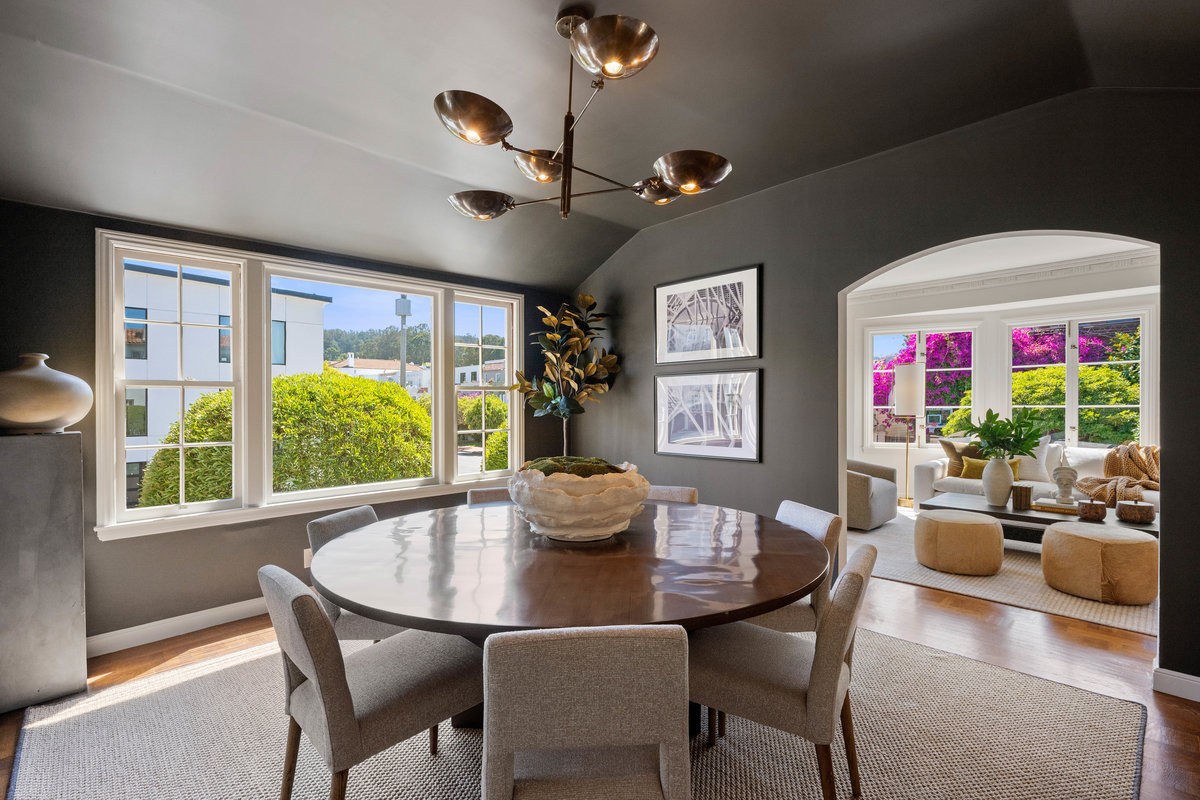 Dining room to living room