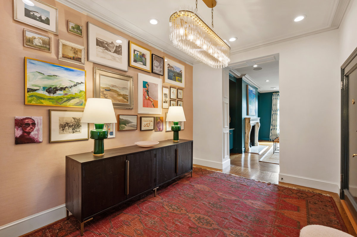 Welcoming entry foyer