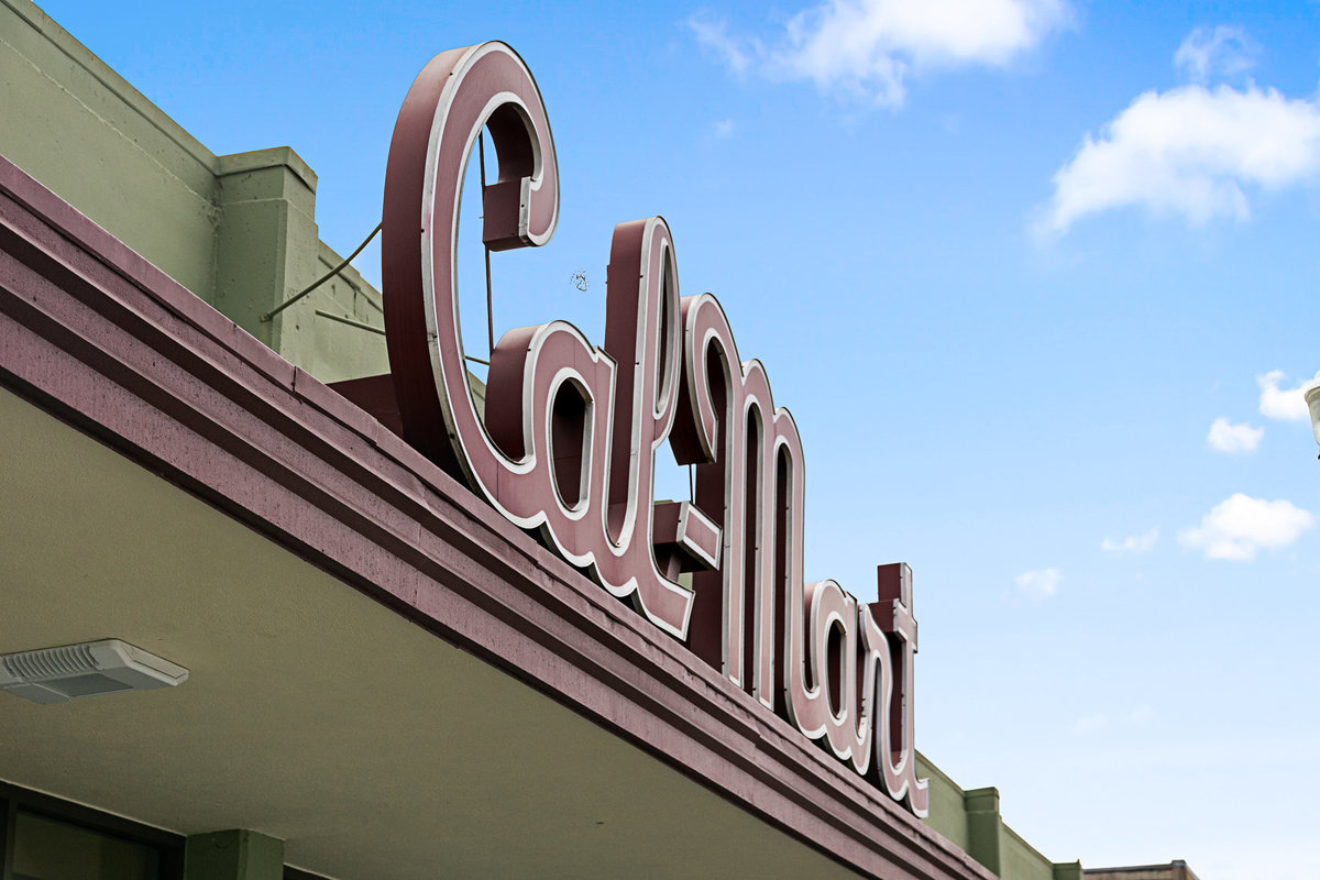 Cal-Mart grocery in Laurel Village